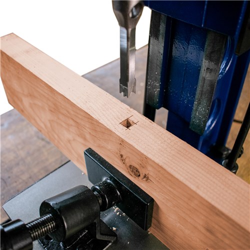 MM-B375P-10-close-up on drill and hole